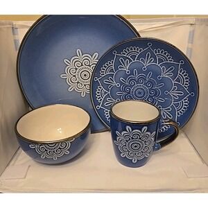 Home Essentials Medallion Blue Collection Design Dinner Set Lot Of 12
